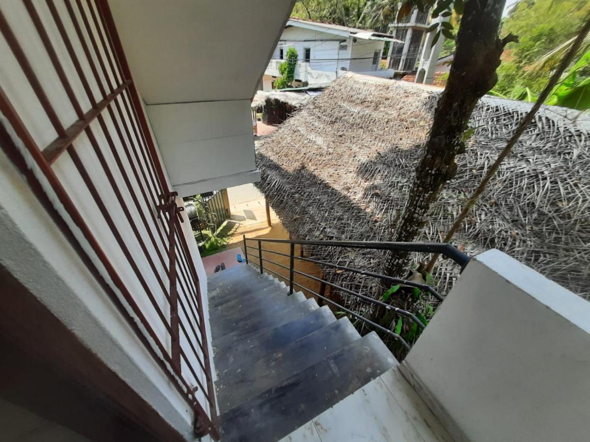Bluefin Place To Stay Unawatuna Extérieur photo